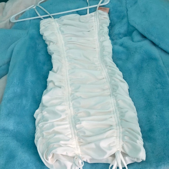 White ruche slinky dress bodycon mini dress - Picture 5 of 7